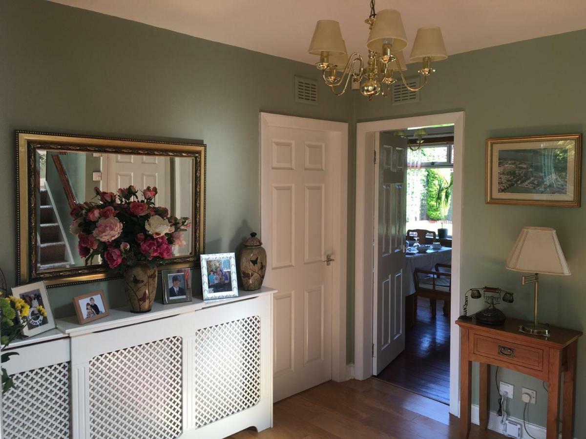 Rose Villa Bed And Breakfast Форфар Экстерьер фото
