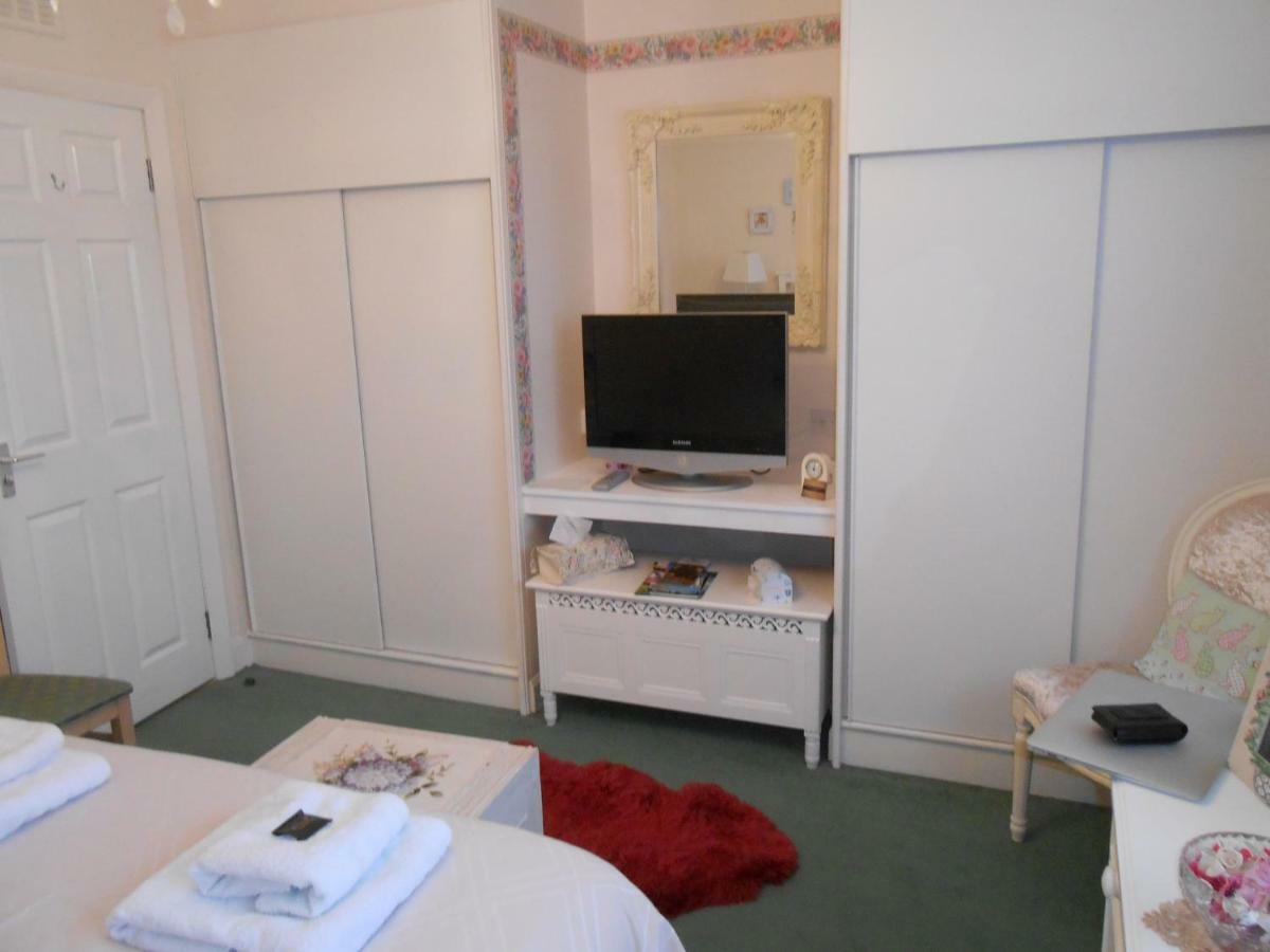 Rose Villa Bed And Breakfast Форфар Экстерьер фото
